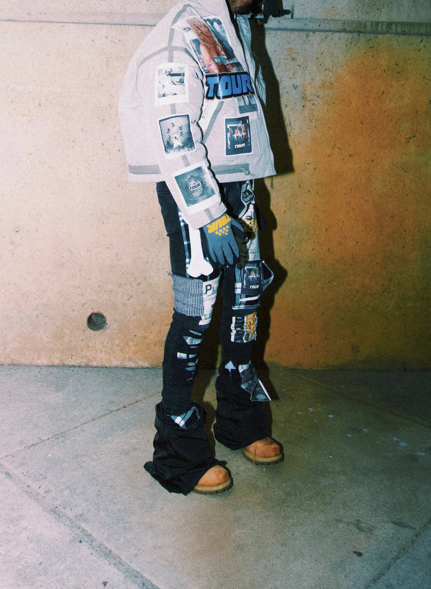 TOURIST - 3D PULL OVER My Store