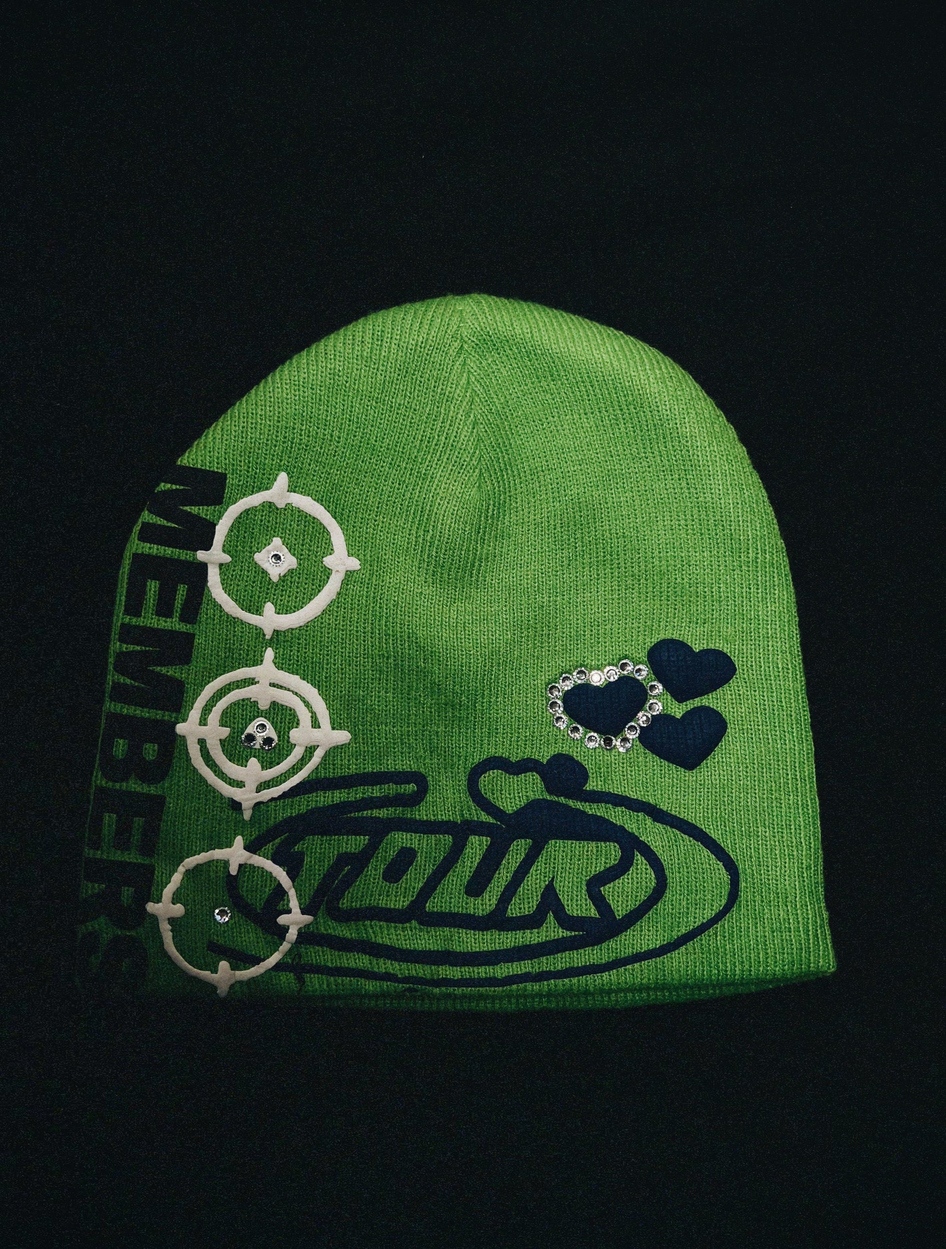 TOUR [ MEMBERS ] CRYSTAL BEANIE TOURIST