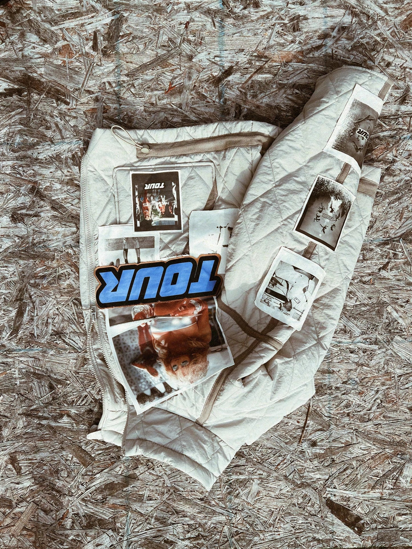 TOURIST - 3D PULL OVER My Store